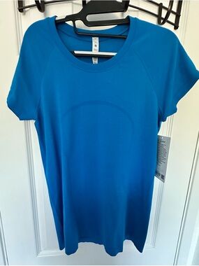 Lululemon athletica Swiftly Tech Short Sleeve 2.0 Blue Short Sleeve Top